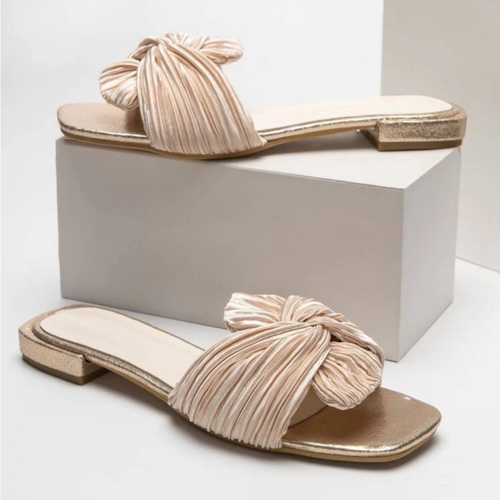 Champagne / gold Twist Decor Fabric Open Toe Slide Sandals